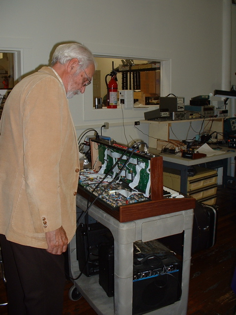 AES Member Checks Out Voyager Under The Hood